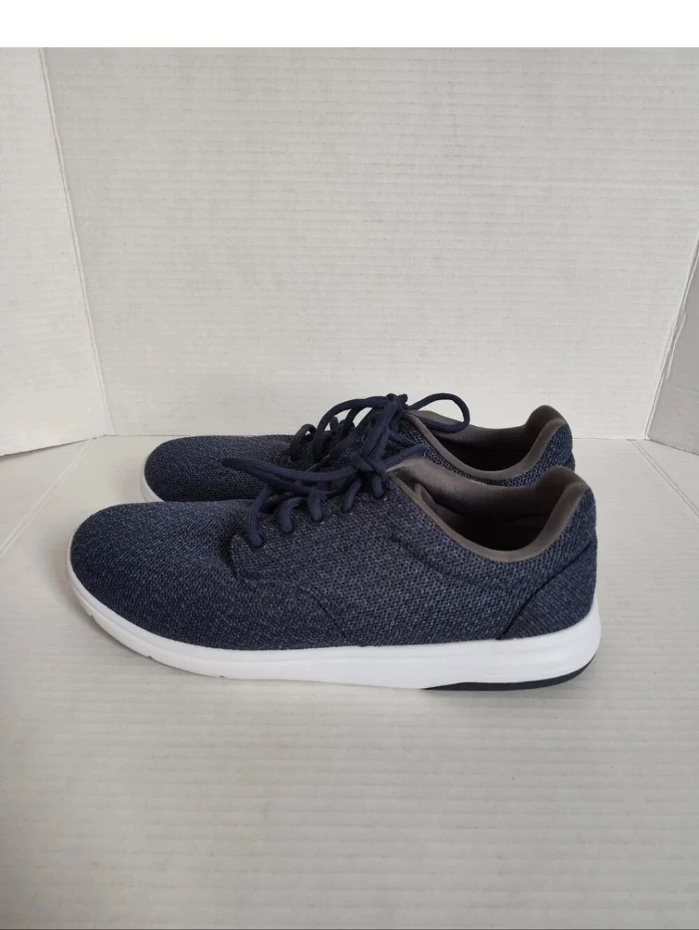 Travis Mathew The Daily II Knit Shoe Mens Size 9.5 Blue #1MAA221 Lace up Sneaker
